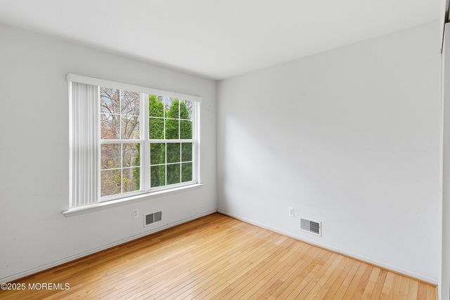 501 Horizon Drive, Toms River, NJ 08755