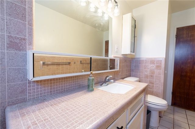 25 Dale Lane, Redlands, CA 92373