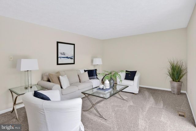 7853 GRASSY GARTH, Elkridge, MD 21075