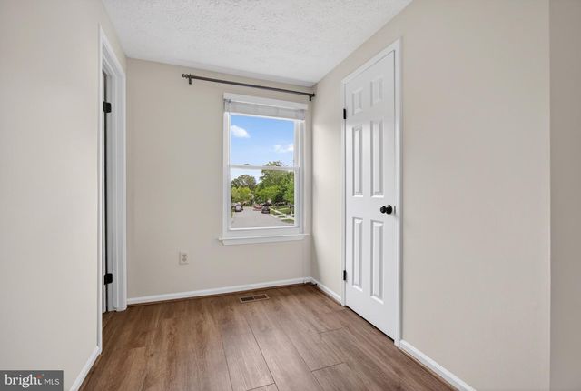7853 GRASSY GARTH, Elkridge, MD 21075