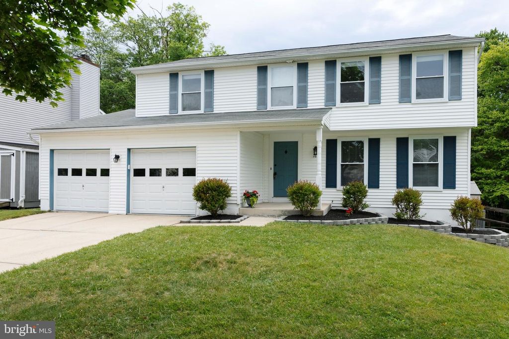 Image 1 of property listing at 7853 GRASSY GARTH, Elkridge, MD 21075