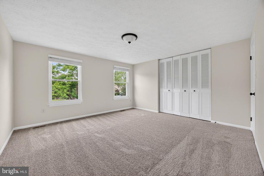 Image 36 of property listing at 7853 GRASSY GARTH, Elkridge, MD 21075