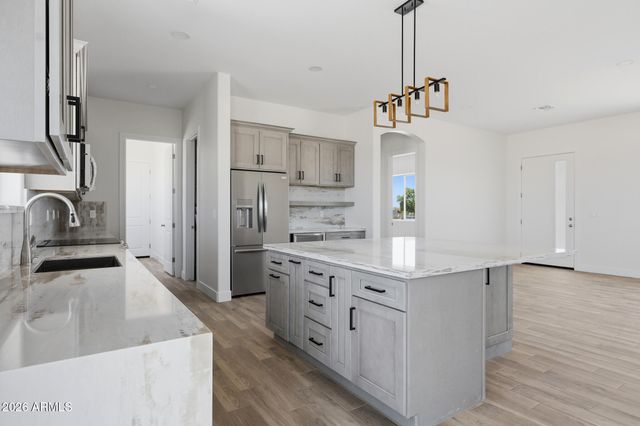 34054 W PIONEER Street, Tonopah, AZ 85354