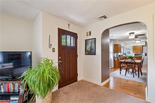 561 West Cherry Road, Springfield Twp, PA 18951