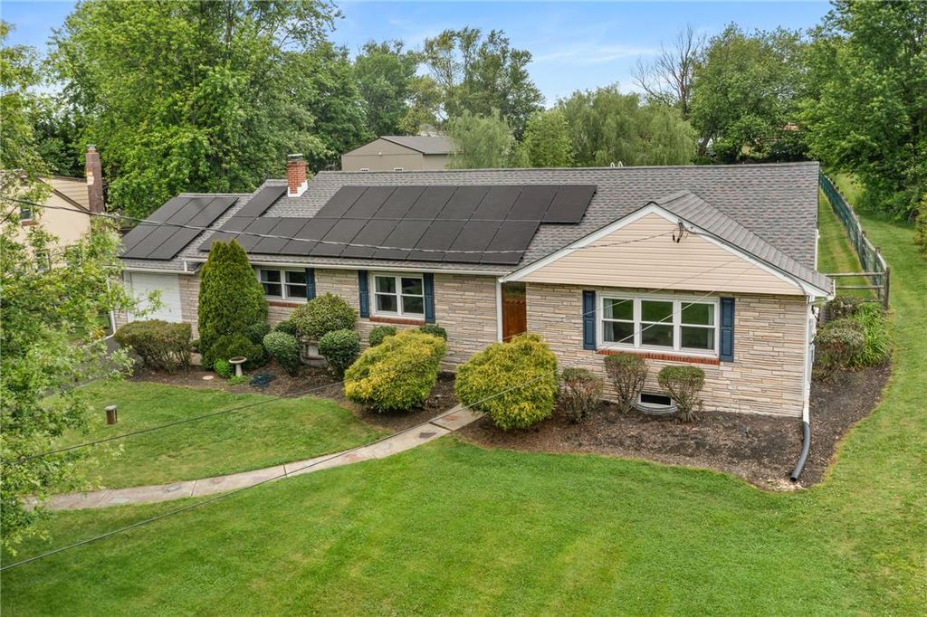 561 West Cherry Road, Springfield Twp, PA 18951