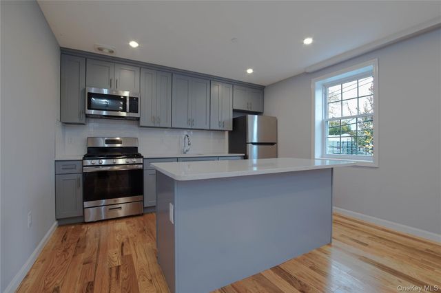 7036 70th Street, Glendale, NY 11385