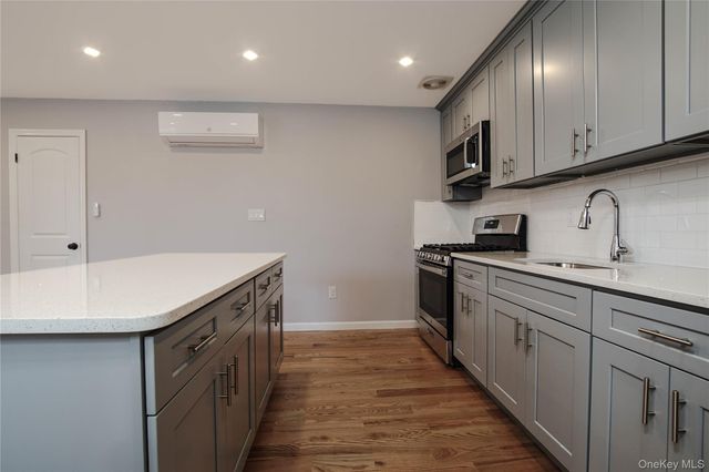 7036 70th Street, Glendale, NY 11385