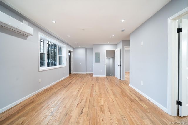 7036 70th Street, Glendale, NY 11385