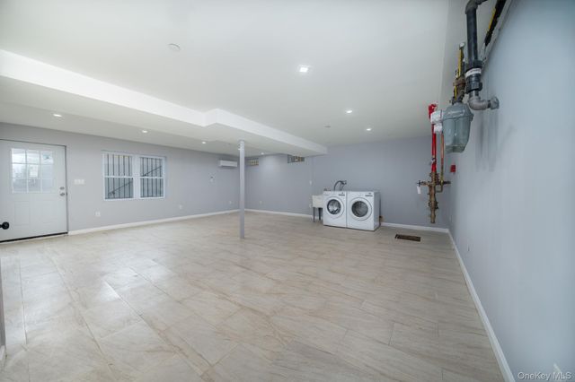 7036 70th Street, Glendale, NY 11385