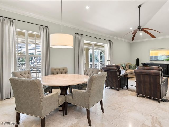 106 Eugenia DR, Naples, FL 34108