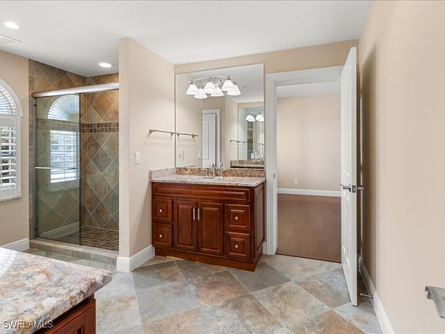 106 Eugenia DR, Naples, FL 34108