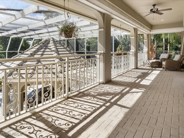 106 Eugenia DR, Naples, FL 34108