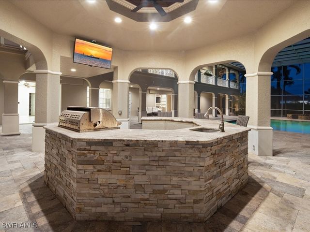 106 Eugenia DR, Naples, FL 34108