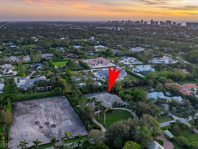 106 Eugenia DR, Naples, FL 34108