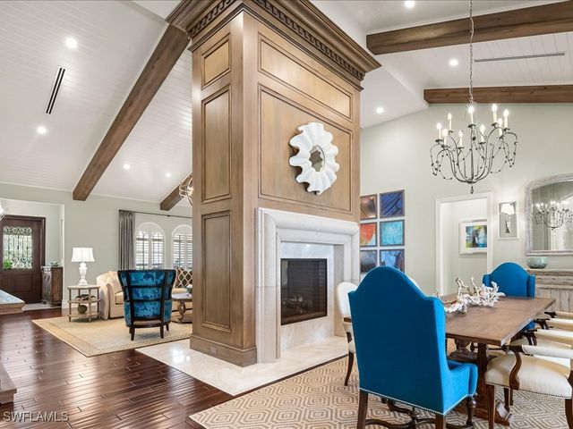 106 Eugenia DR, Naples, FL 34108