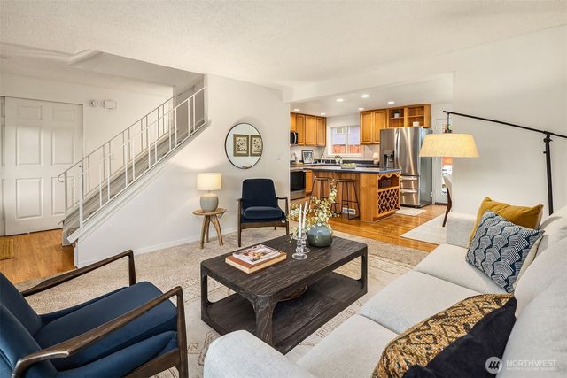 12905 SE 158th Place, Renton, WA 98058