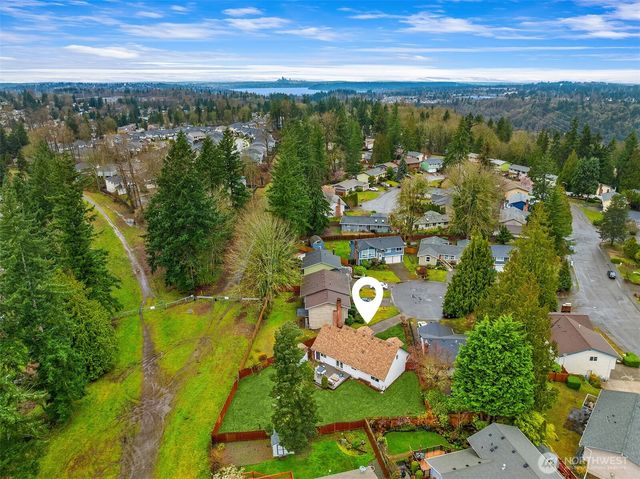 12905 SE 158th Place, Renton, WA 98058