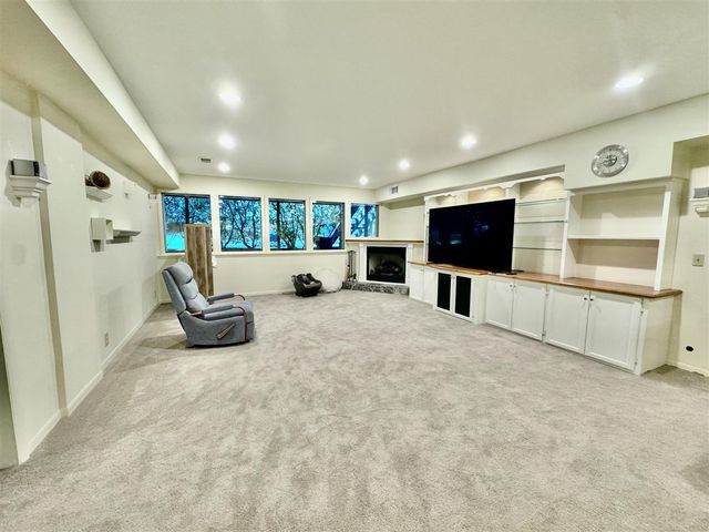 7234 S 8th, Kalamazoo, MI 49009