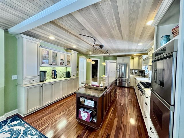 7234 S 8th, Kalamazoo, MI 49009