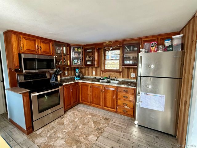 14-16 Glen Hill, Dover Plains, NY 12522