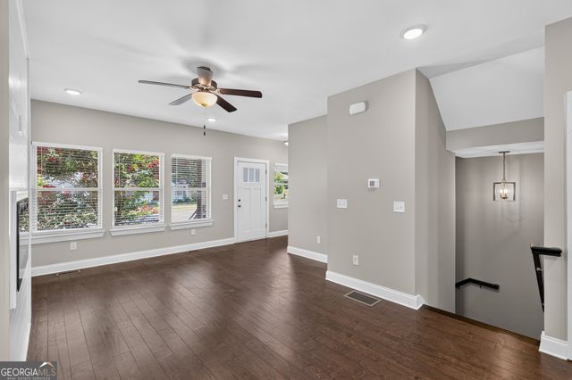 3813 Jack Vernon Circle, Powder Springs, GA 30127