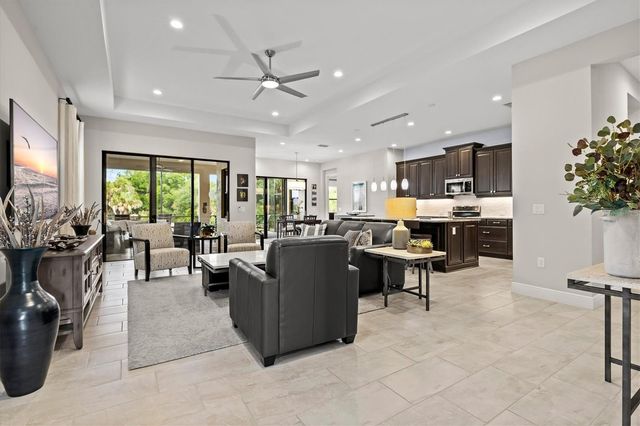 11876 HUNTERS CREEK ROAD, Venice, FL 34293