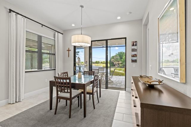 11876 HUNTERS CREEK ROAD, Venice, FL 34293