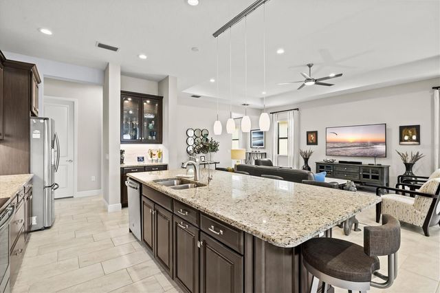 11876 HUNTERS CREEK ROAD, Venice, FL 34293
