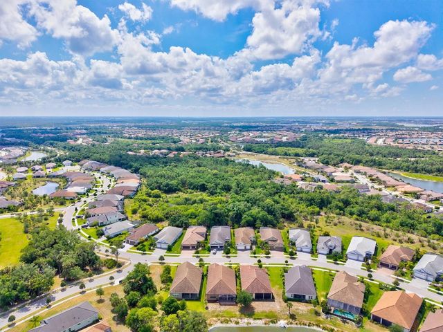 11876 HUNTERS CREEK ROAD, Venice, FL 34293