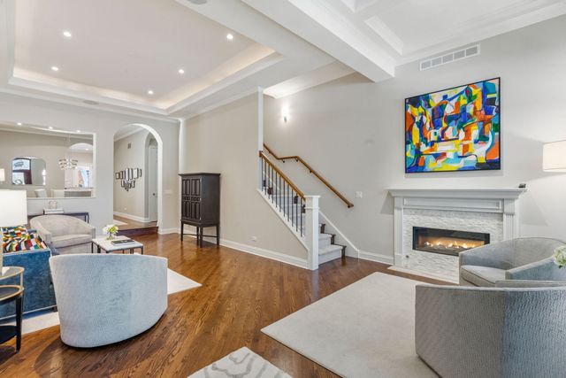 1816 N Hudson Avenue, Chicago, IL 60614