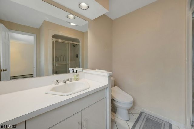 55 Carlton Rd, Long Hill Twp., NJ 07946