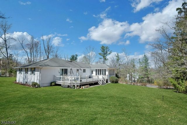 55 Carlton Rd, Long Hill Twp., NJ 07946