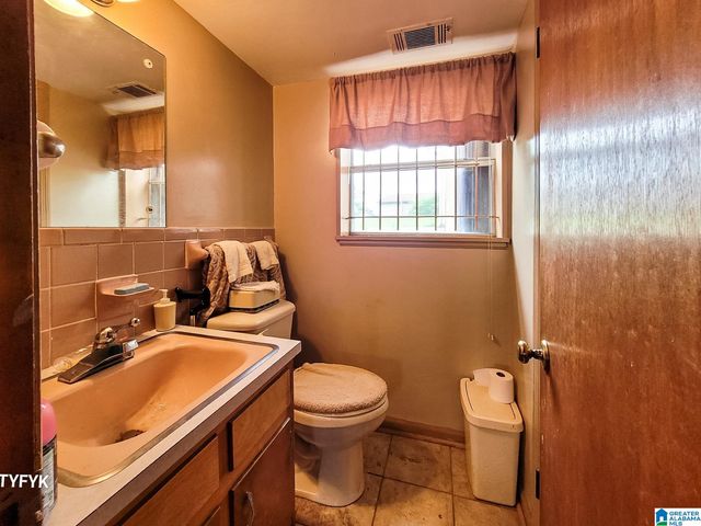 1708 BROOKFIELD LANE, Birmingham, AL 35214