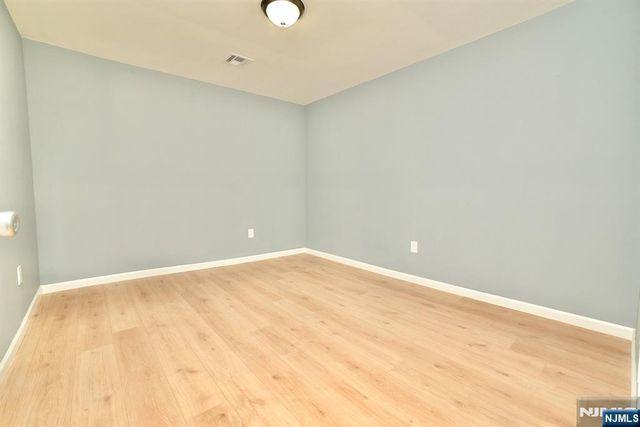 678 Highland Avenue, Newark, NJ 07104