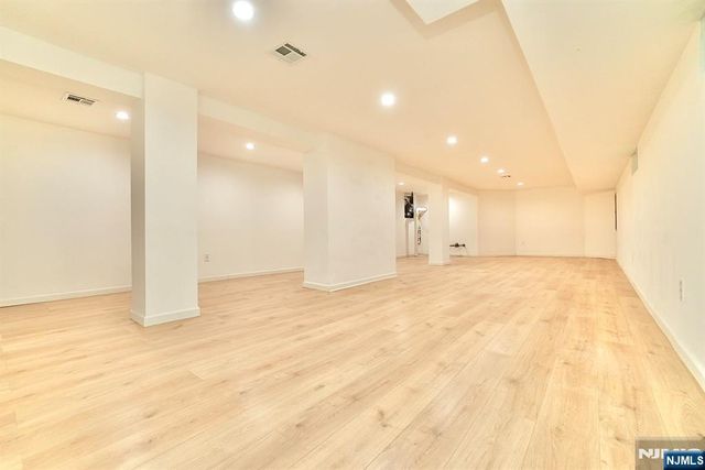 678 Highland Avenue, Newark, NJ 07104