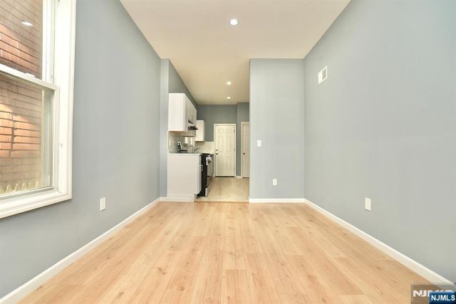 678 Highland Avenue, Newark, NJ 07104