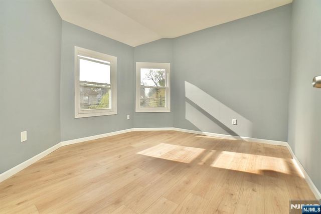 678 Highland Avenue, Newark, NJ 07104