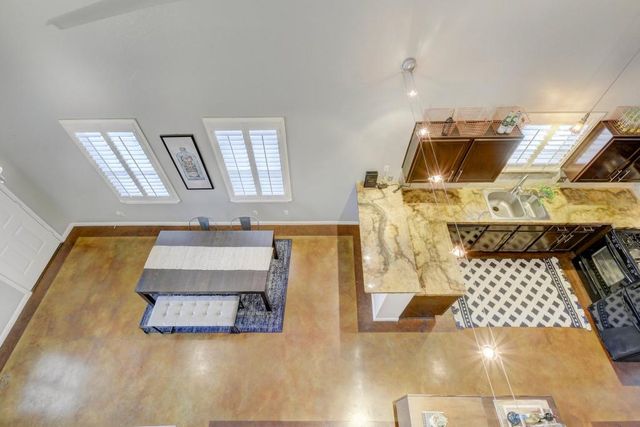 2300 E 9th ST, Austin, TX 78702