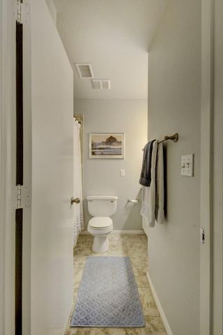 2300 E 9th ST, Austin, TX 78702