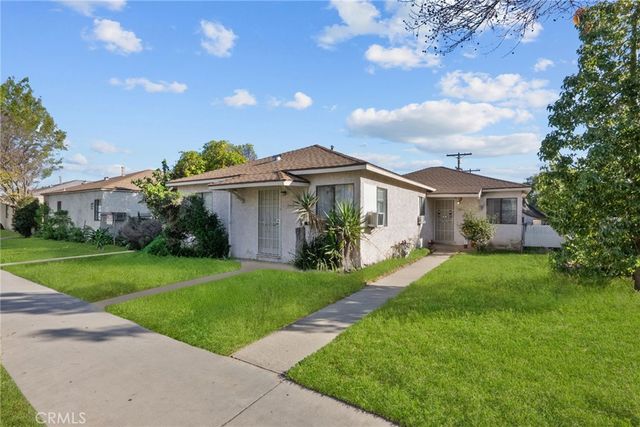 11816 Victory Boulevard, North Hollywood, CA 91606