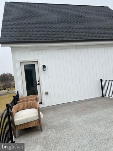 12140 HANSON FARM DR, North Potomac, MD 20878