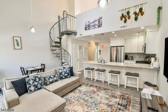 1 Onuma Ct 6, Vernon Twp., NJ 07462