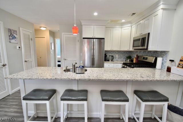 1 Onuma Ct 6, Vernon Twp., NJ 07462