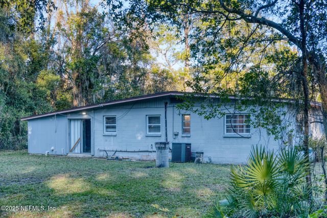 4828 LAMBING Road, Jacksonville, FL 32210