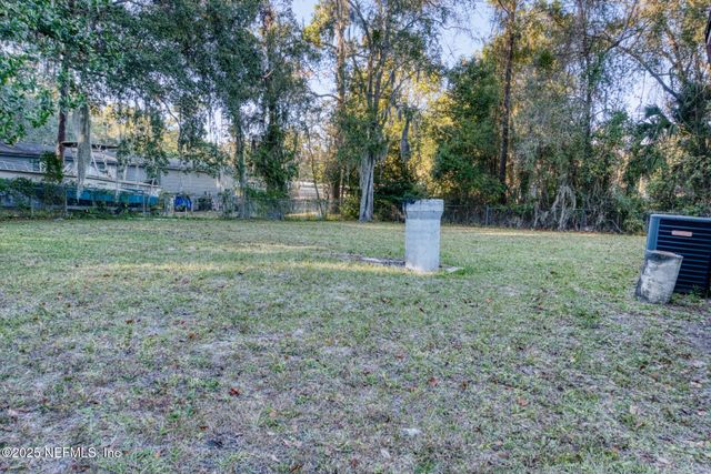 4828 LAMBING Road, Jacksonville, FL 32210