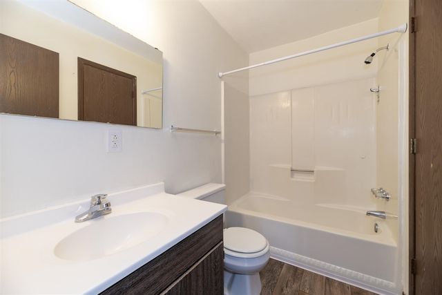 3320 Scots Pine Way 5, Portage, MI 49024