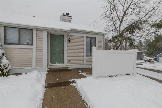 3320 Scots Pine Way 5, Portage, MI 49024