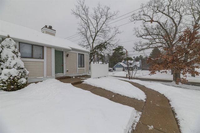 3320 Scots Pine Way 5, Portage, MI 49024