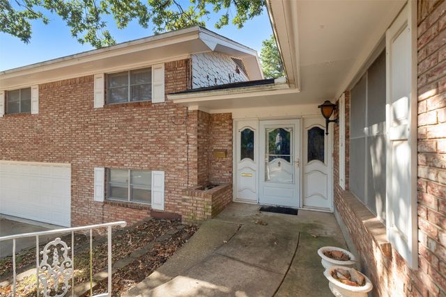 1520 W Main Street, Denison, TX 75020