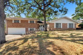 1520 W Main Street, Denison, TX 75020
